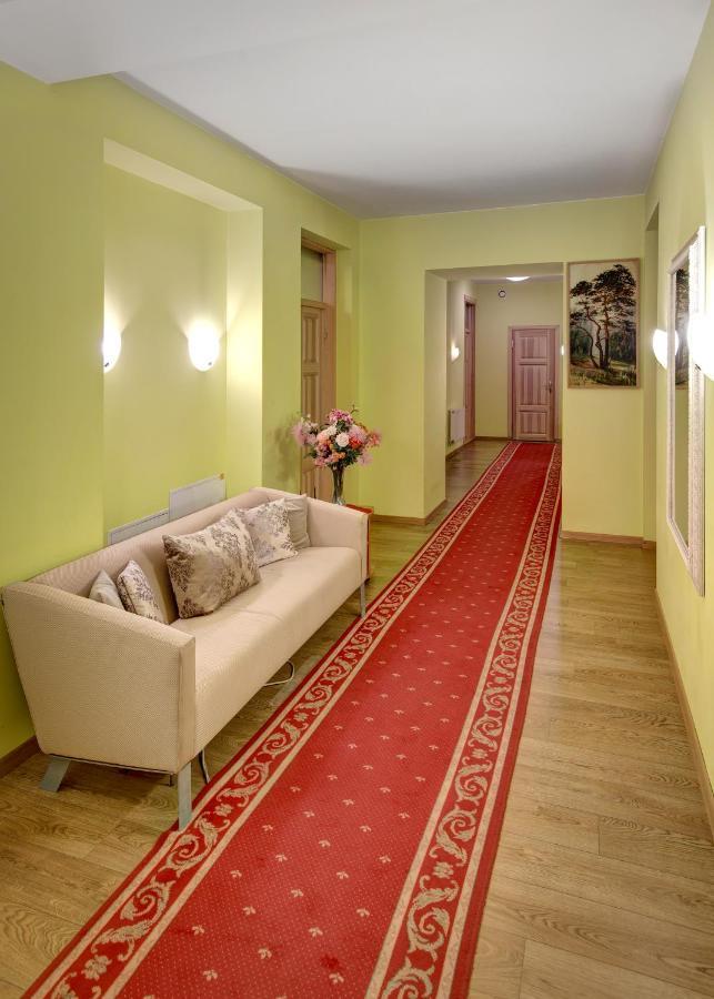 In Astra Bed & Breakfast Vilnius Bagian luar foto